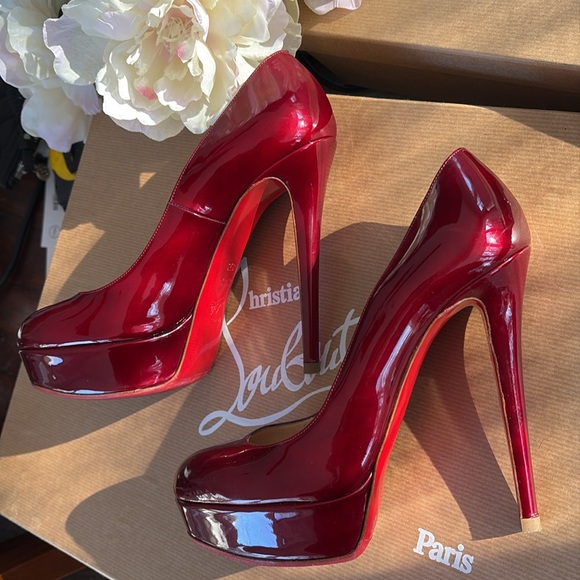 Christian Louboutin Ruby Red Patent Leather High Heels Size EU 37.5 Beautiful! - Picture 3 of 12